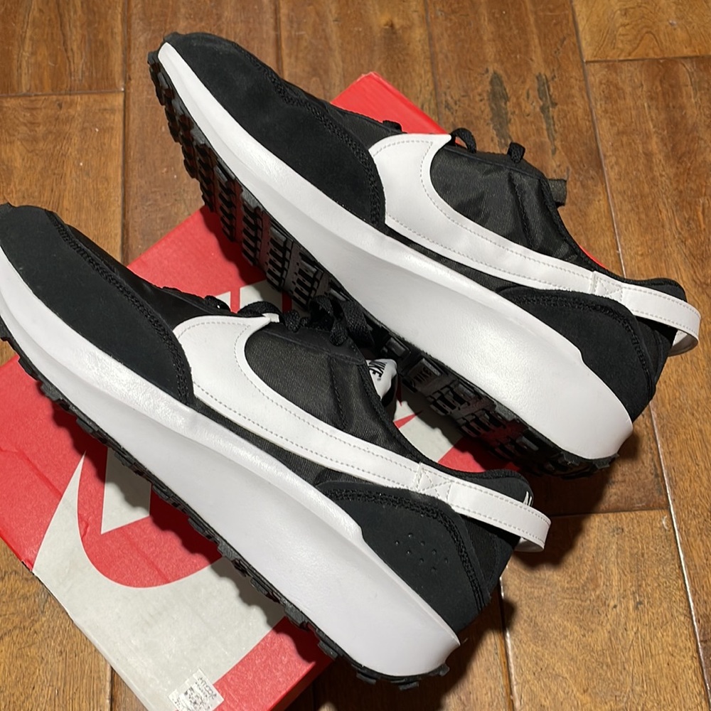 NIKE💥 - Picture 4 of 5
